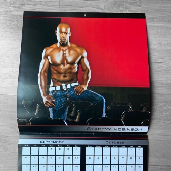 Chippendales Calendar 2011   - Picture 4 of 5